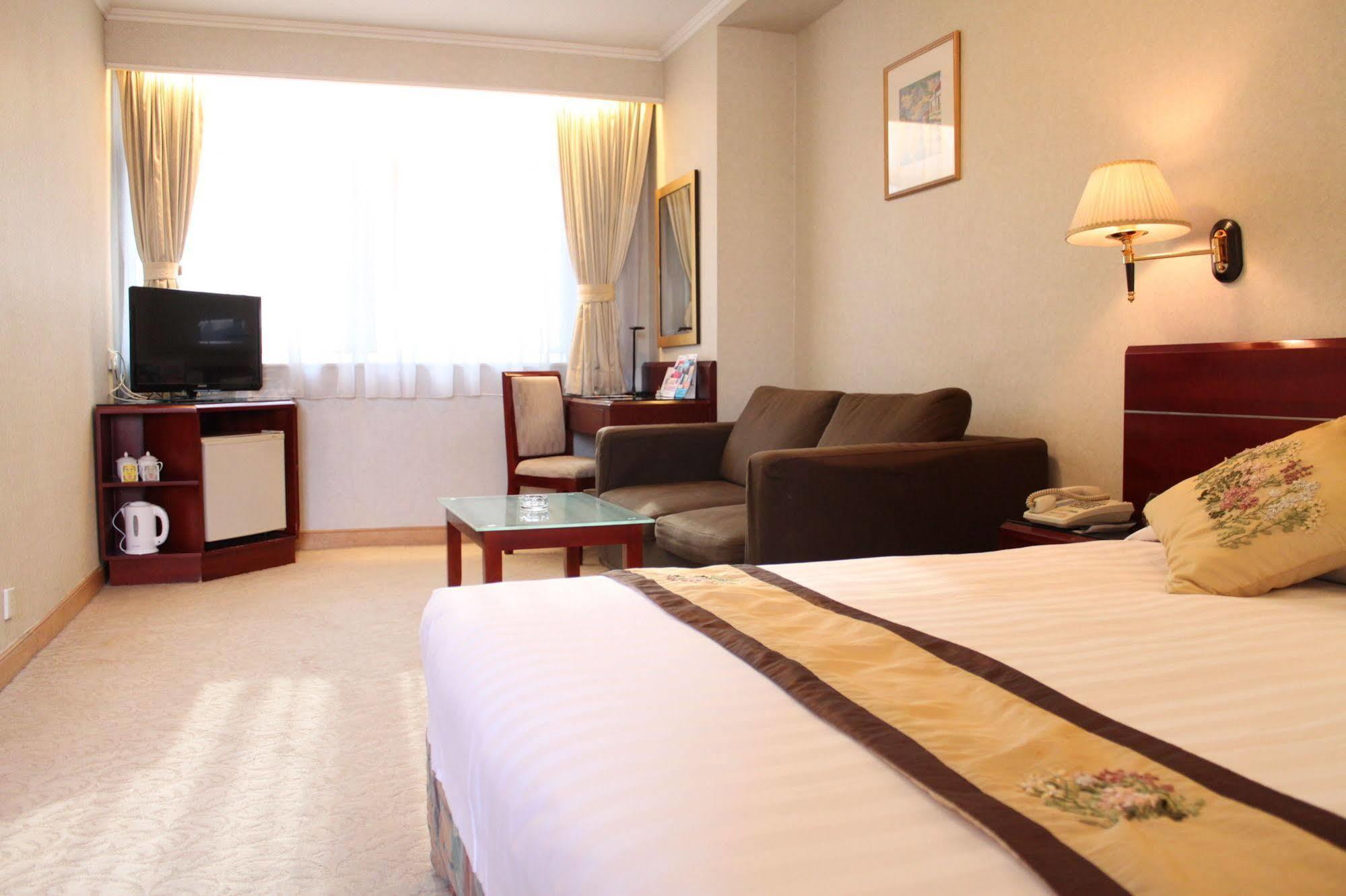 West Inn Гонконг Экстерьер фото